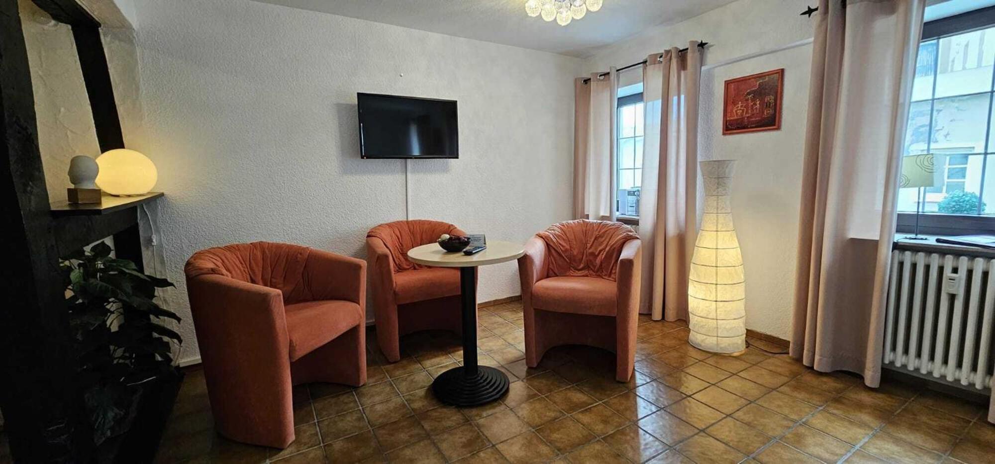 Hotelbetriebe Gueldenhaupt Gmbh Арнсберг Экстерьер фото